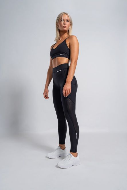 Huvudbild i am it Sport BH Black 